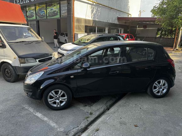Galeriden Opel Corsa 1.2 Essentia 2011 Model Bursa
