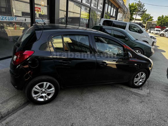 Galeriden Opel Corsa 1.2 Essentia 2011 Model Bursa