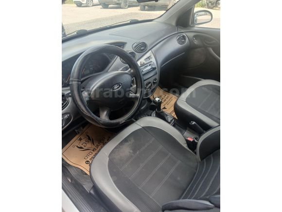 Sahibinden Ford Focus 1.6 Collection 2005 Model