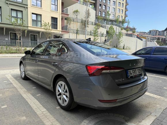 Sahibinden Skoda Octavia 1.0 e-Tec Elite 2022 105.000 KM 
