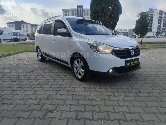 OTOMOBİL RUHSATLI HATASIZ......