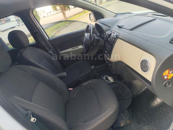 OTOMOBİL RUHSATLI HATASIZ......