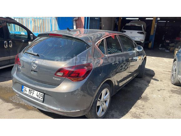 Sahibinden Opel Astra 1.4 T Sport 2015 Model  95.000 km Gri