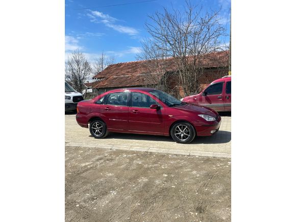Sahibinden Ford Focus 1.6 Ghia 2004 Model