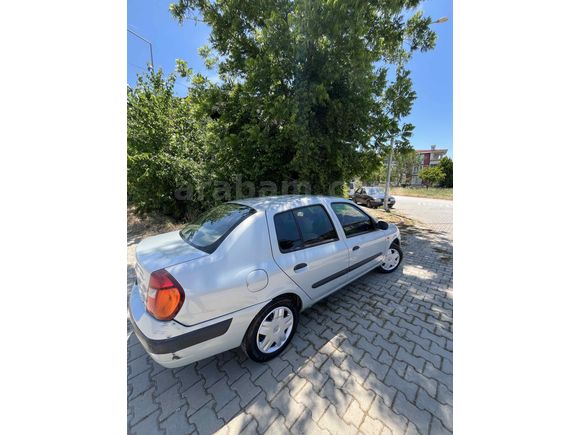 Sahibinden 187.000 KM Renault Clio 1.4
 Authentique 2004 Model 