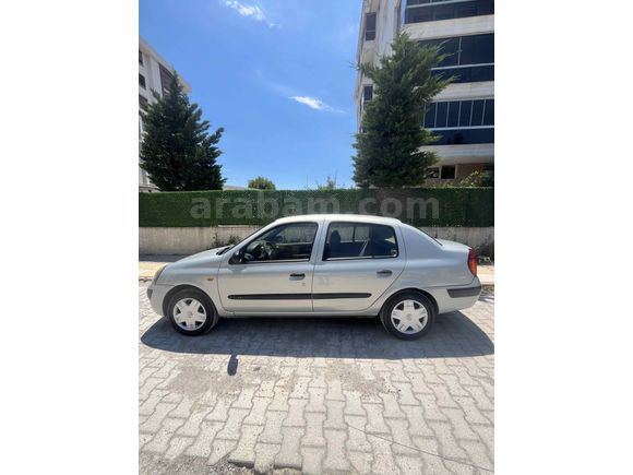 Sahibinden 187.000 KM Renault Clio 1.4
 Authentique 2004 Model 
