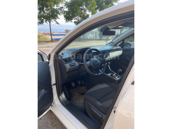 Sahibinden Renault Clio 1.0 SCe Joy 2023 Model