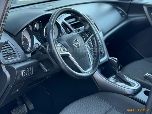 TEMİZ BAKIMLI MASRAFSIZ 1.4 TURBO OTOMATİK 140 HP