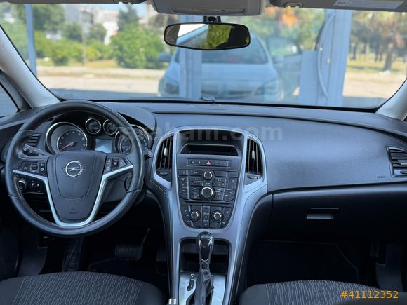 1.4 TURBO ACTİVE-SELECT OTOMATİK TEMİZ BAKIMLI 140 HP BAKIMLI