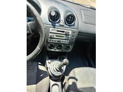Sahibinden Ford Fiesta 1.4 TDCi Comfort 2005 Model