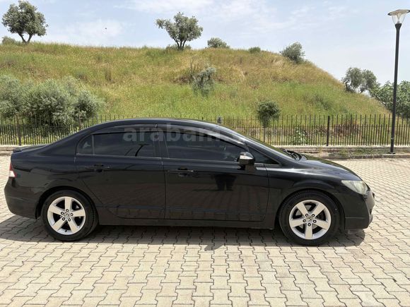 Sahibinden Honda Civic 1.6i VTEC Premium 2011 Model 