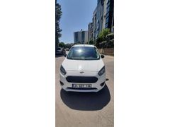 Sahibinden Ford Tourneo Courier 1.5 TDCi Journey Titanium Plus 2022 Model