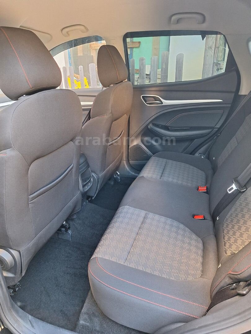 Sahibinden MG ZS 1.5 VTI Comfort 2023 Model 6