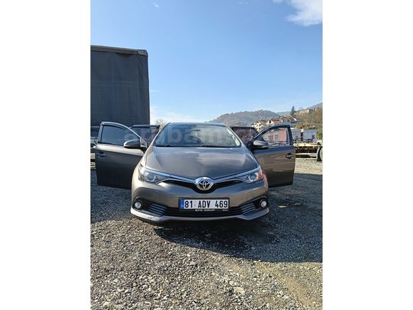 Sahibinden Toyota Auris 1.6 Active 2017 Model 