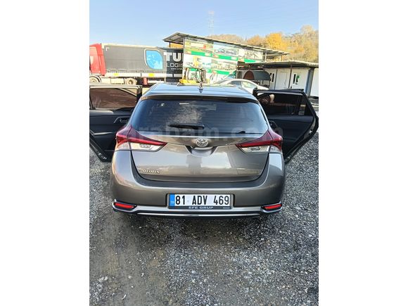 Sahibinden Toyota Auris 1.6 Active 2017 Model 