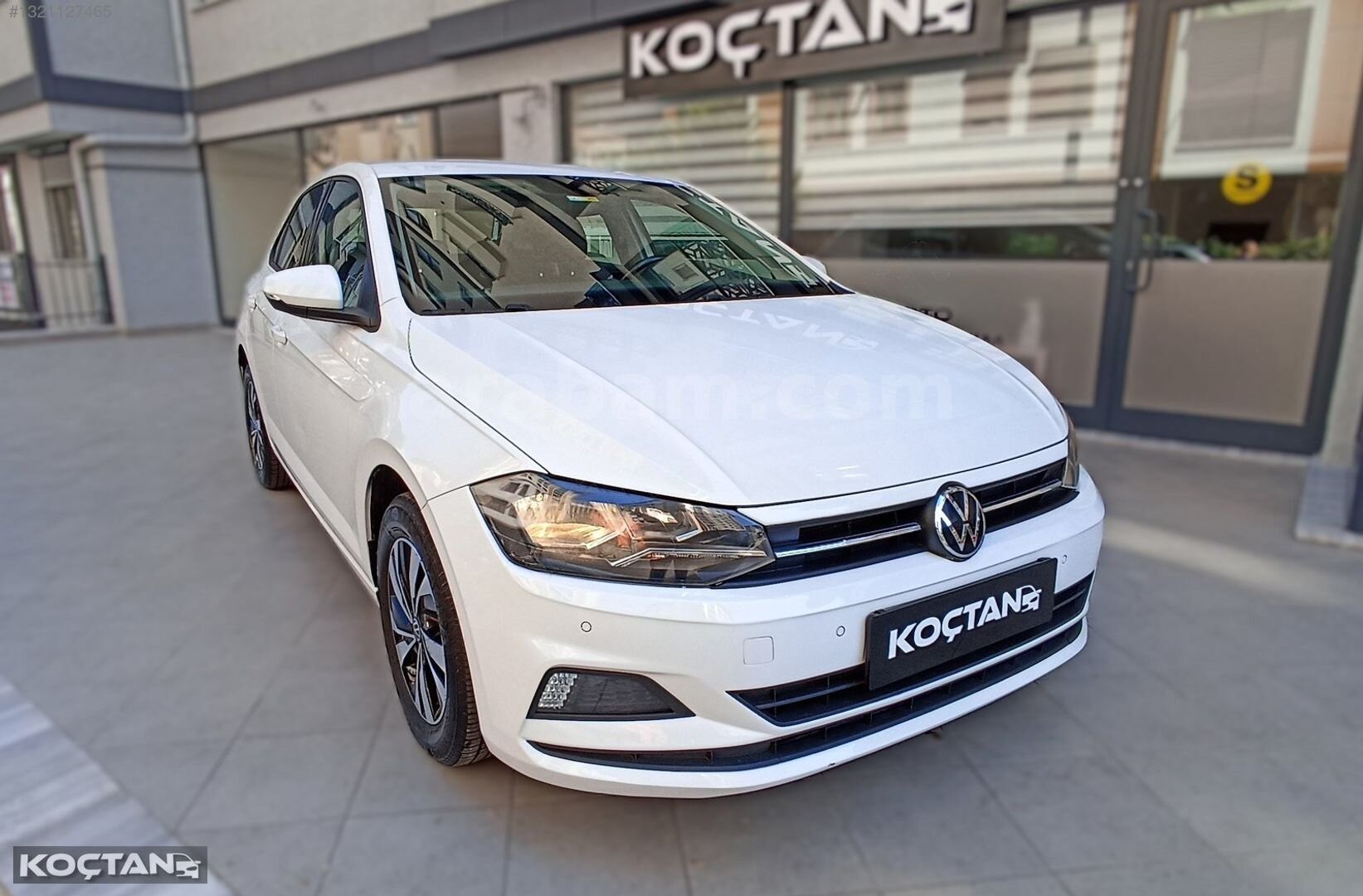 Galeriden Volkswagen Polo 1.0 TSi Comfortline 2021 Model İstanbul 142.000 km Beyaz 1