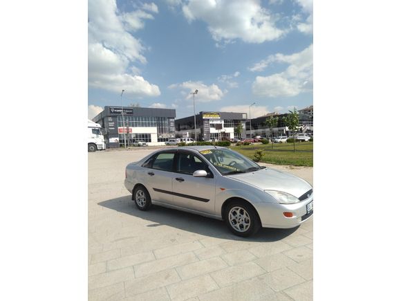 Galeriden Ford Focus 1.6 Ambiente 2001 Model Uşak