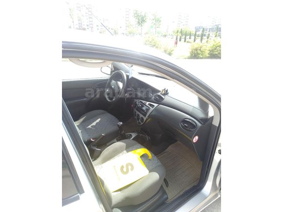 Galeriden Ford Focus 1.6 Ambiente 2001 Model Uşak