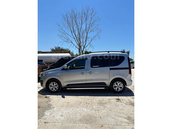 2024 MODEL 7000  KM HATASIZ BOYASI TRAMERSİZ.