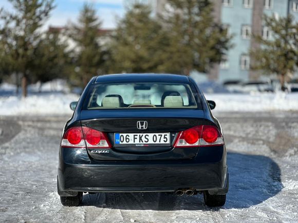 Sahibinden Honda Civic 1.6i VTEC Premium 2007 Model 
