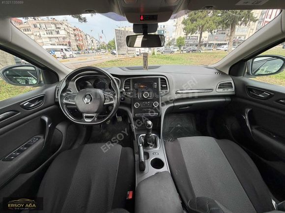 RENAULT MEGAN 1.5 dci 194 bin km'de HATASIZ OPSİYONLu