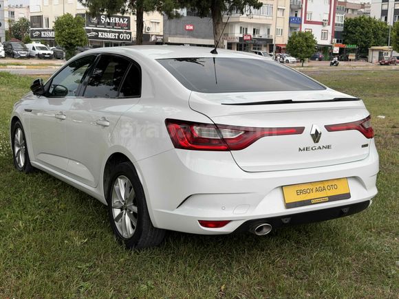 Galeriden Renault Megane 1.5 dCi Touch 2016 Model Antalya