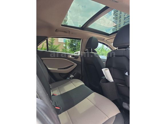 Sahibinden Hyundai i20 1.2 MPI Style 2017 Model