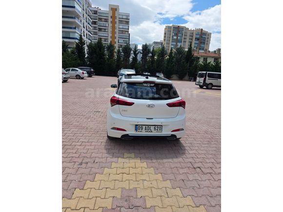 Sahibinden Hyundai i20 1.2 MPI Style 2017 Model
