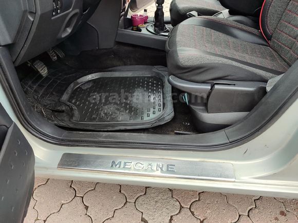 Sahibinden Renault Megane 1.5 dCi Authentique 2004 Model