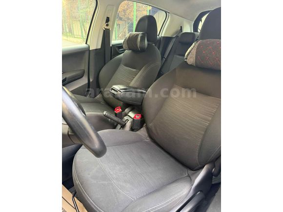 Sahibinden Peugeot 208 1.0 VTi Access 2013 Model 