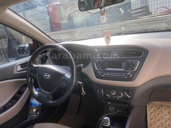 Sahibinden Hyundai i20 1.4 CRDi Style 2018 Model 