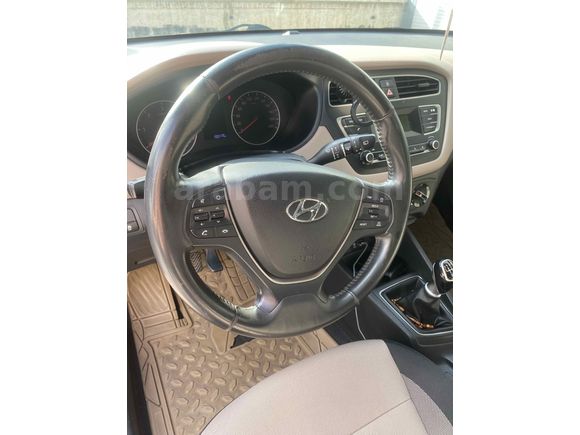 Sahibinden Hyundai i20 1.4 CRDi Style 2018 Model 
