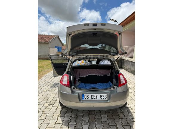 Sahibinden Renault Megane 1.6 Dynamique 2005 Model