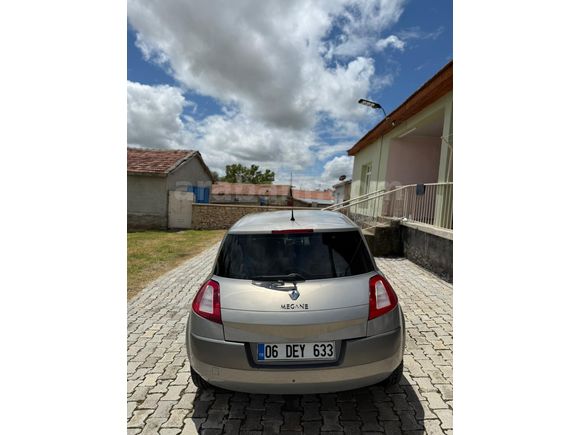 Sahibinden Renault Megane 1.6 Dynamique 2005 Model