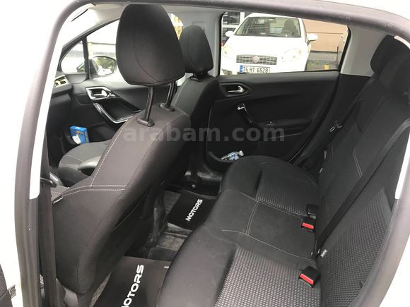 Sahibinden Peugeot 208 1.2 PureTech Allure 2015 Model 
