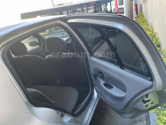 Sahibinden Renault Clio 1.5 dCi Authentique 2008 Model  204 km Gri (Gümüş)