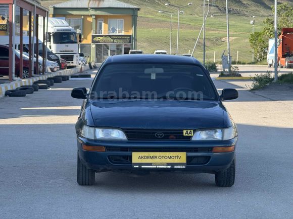 Galeriden Toyota Corolla 1.6 XE 1996 Model Van