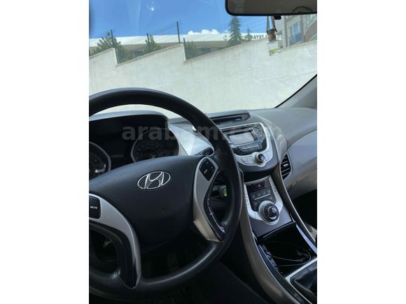 Sahibinden Hyundai Elantra 1.6 D-CVVT GLS Mode Plus 2012 Model 