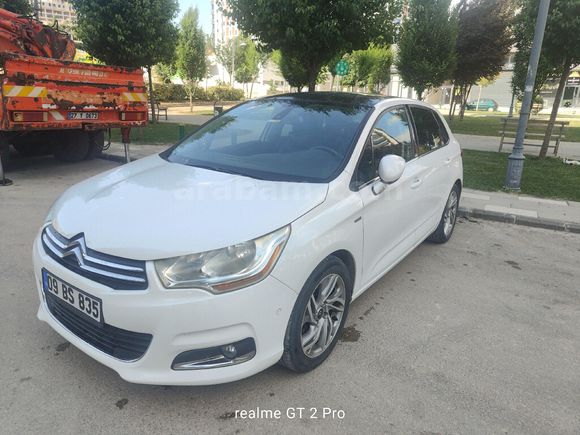 Sahibinden Citroen C4 1.6 e-HDi Exclusive 2013 Model Beyaz FULL PAKET  CAM TAVANLİ