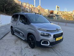 BMF MOTORS DAN HATASIZ BOYASIZ EN DOLUSU CAM TAVANLI OTAMATIK