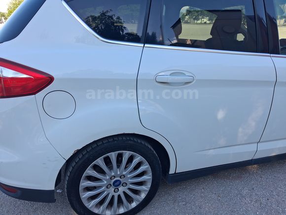 188000 km Ford C-Max 1.6 TDCi Titanium 2013 Model 