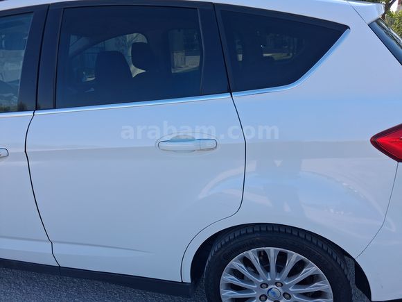 188000 km Ford C-Max 1.6 TDCi Titanium 2013 Model 