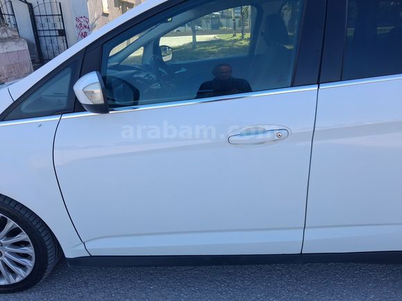 188000 km Ford C-Max 1.6 TDCi Titanium 2013 Model 