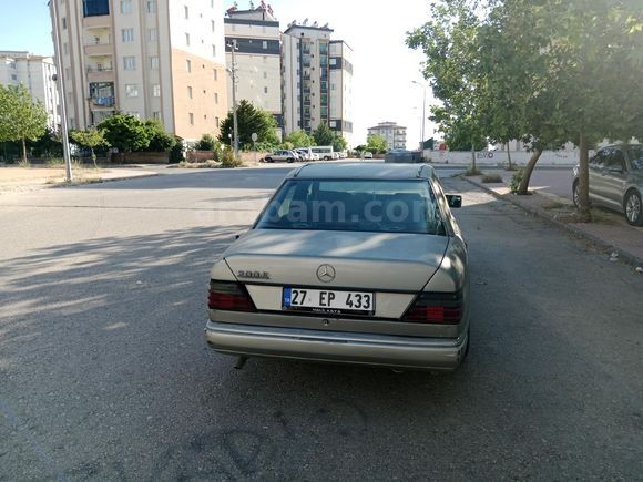Sahibinden Mercedes - Benz 200 E 1990 Model