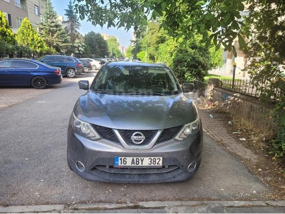 Sahibinden Nissan Qashqai 1.6 dCi Black Edition 2015 Model