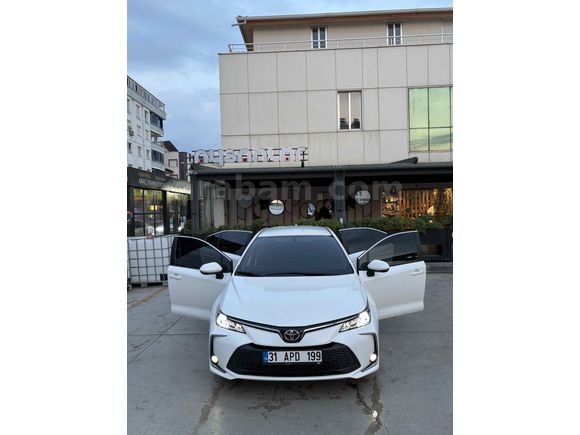 Sahibinden Toyota Corolla 1.5 Dream 2023 Model 