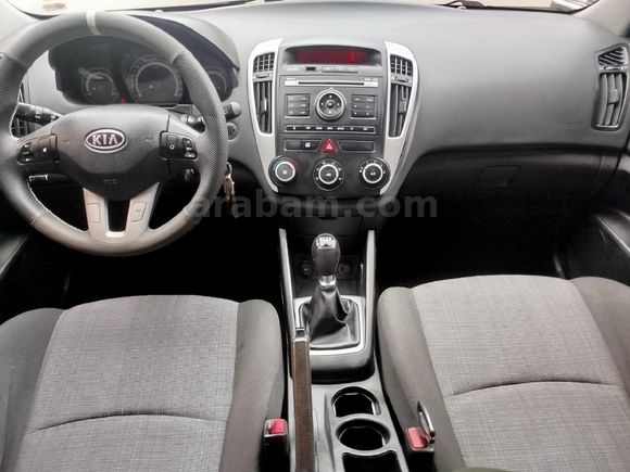 Sahibinden Kia Ceed 1.6 CRDi Cool 2011 Model