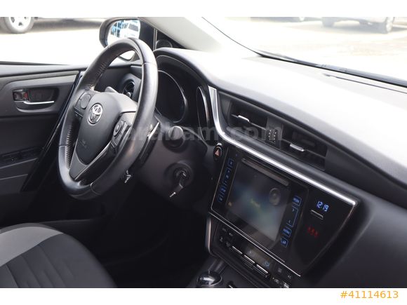 BÜYÜKSOYLU FİLO/2016 TOYOTA AURİS 1.6 ACTİVE SKYPACK CAM TAVAN