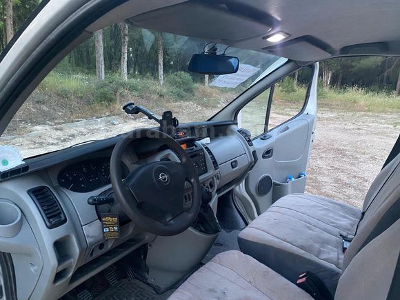 Sahibinden Opel Vivaro 1.9 DTI Combi 2005 Model