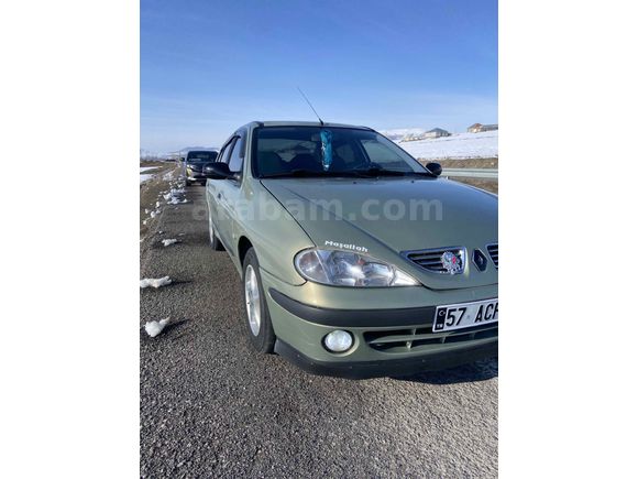 Sahibinden Renault Megane 1.4 RTA 2001 Model 